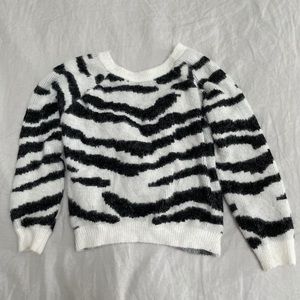 STORIA ZEBRA SWEATER